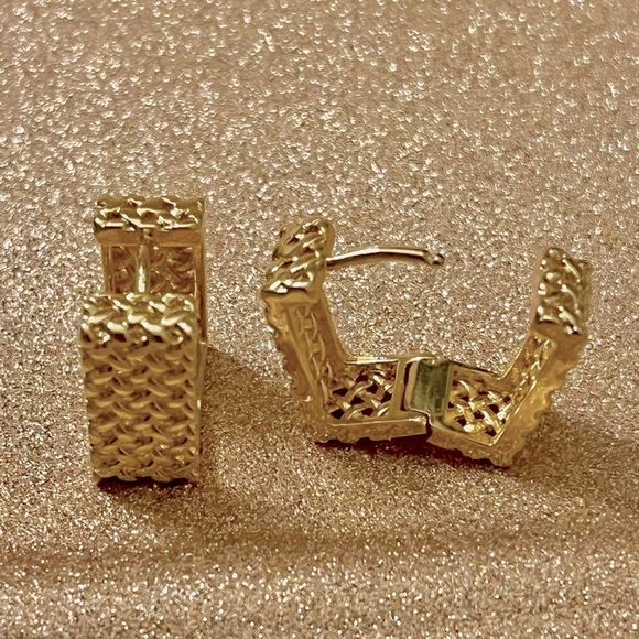 Yellow Gold Braided Half Square Earrings - Picture 6 of 6